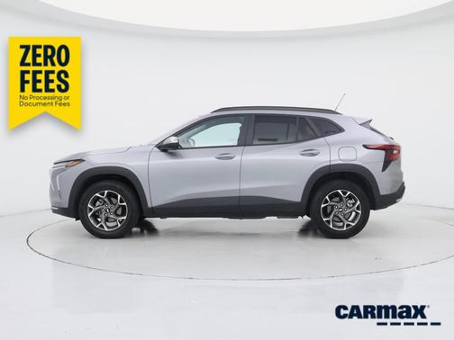 Gray 2025 Chevrolet Trax LT