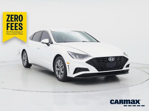White 2022 Hyundai SONATA SEL