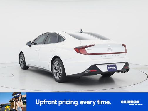 White 2022 Hyundai SONATA SEL