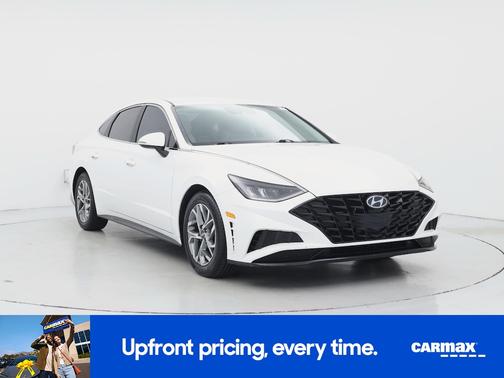 White 2022 Hyundai SONATA SEL
