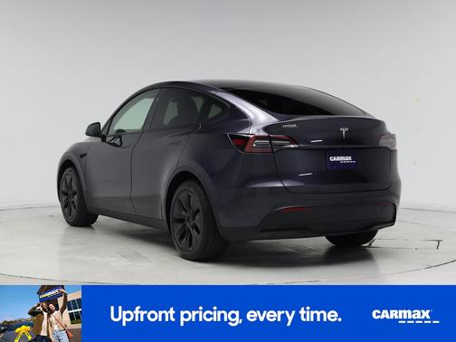Gray 2025 Tesla Model Y Long Range