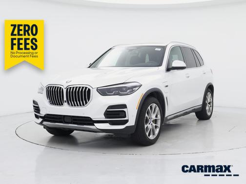 White 2022 BMW X5 PHEV XDrive45e
