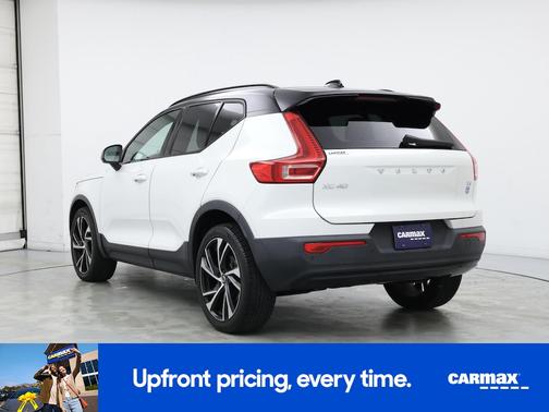 2021 Volvo XC40 T4 R-Design