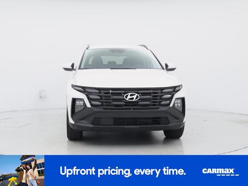 White 2025 Hyundai TUCSON SEL