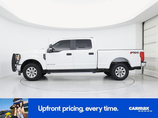 White 2022 Ford F-250 XL
