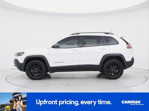White 2019 Jeep Cherokee Trailhawk