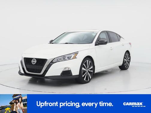 White 2021 Nissan Altima SR