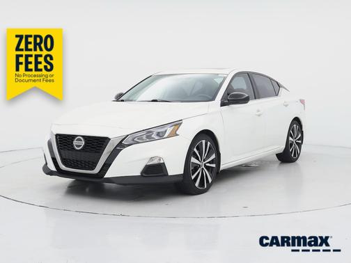 White 2021 Nissan Altima SR