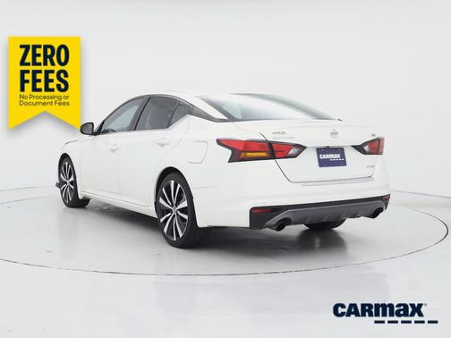 White 2021 Nissan Altima SR