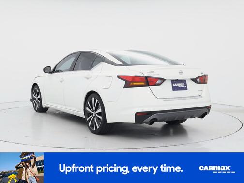 White 2021 Nissan Altima SR