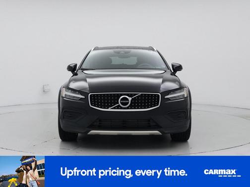 2020 Volvo V60 Cross Country T5