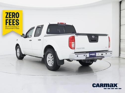 White 2021 Nissan Frontier SV