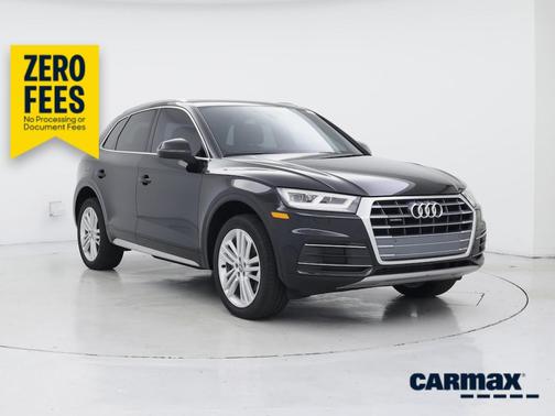 Black 2020 Audi Q5 Premium