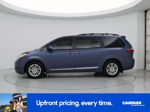 2017 Toyota Sienna XLE