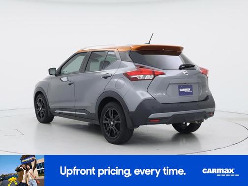 Gray 2020 Nissan Kicks SR