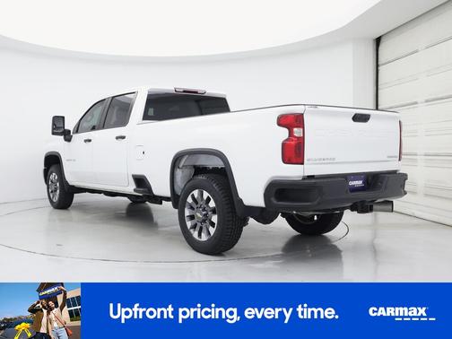 White 2024 Chevrolet Silverado 2500 Custom