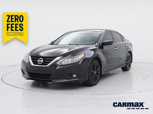 Black 2017 Nissan Altima SR