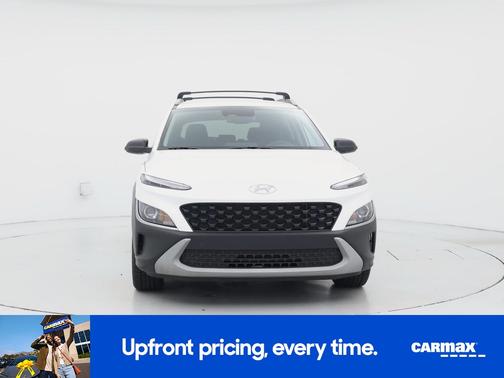 White 2023 Hyundai KONA SEL