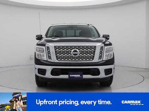 Black 2019 Nissan Titan SV
