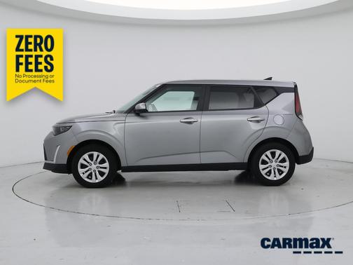 Gray 2024 Kia Soul LX