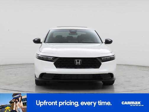 White 2025 Honda Accord SE