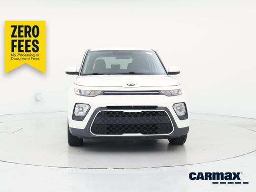 White 2020 Kia Soul LX