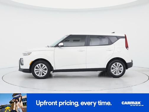 White 2020 Kia Soul LX