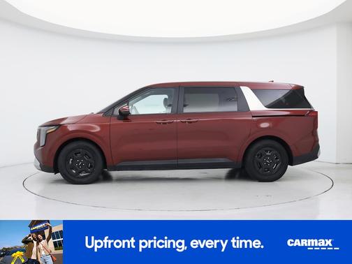 Red 2025 Kia Carnival LXS