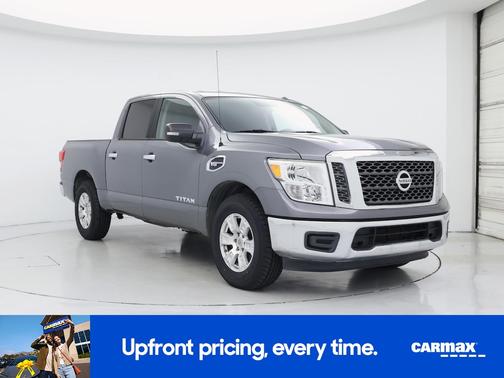 Gray 2017 Nissan Titan SV