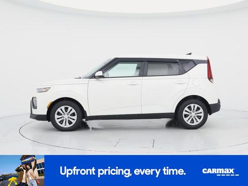 White 2020 Kia Soul LX