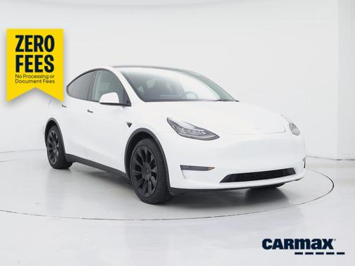 White 2023 Tesla Model Y Long Range