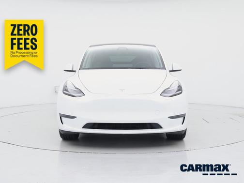 White 2023 Tesla Model Y Long Range