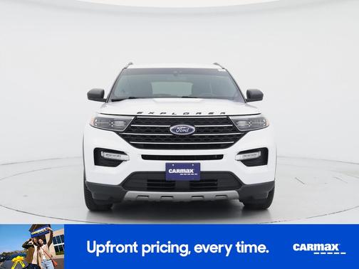 White 2020 Ford Explorer XLT