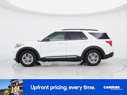 White 2020 Ford Explorer XLT