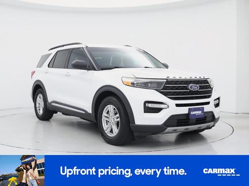 White 2020 Ford Explorer XLT