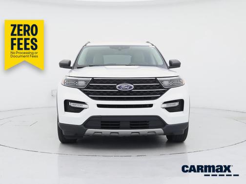 White 2020 Ford Explorer XLT