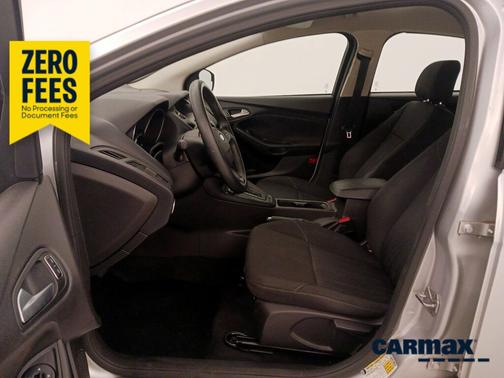 Silver 2016 Ford Focus SE