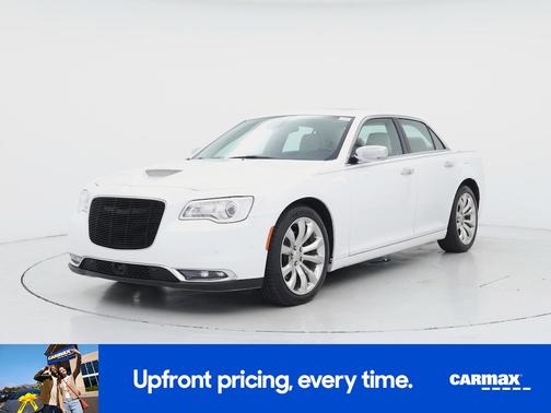 White 2016 Chrysler 300 C