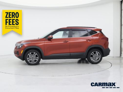 Orange 2021 Kia Seltos S