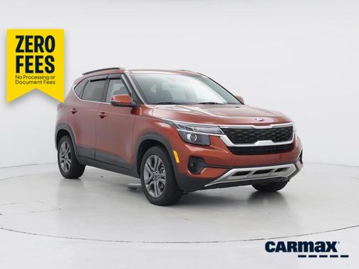Orange 2021 Kia Seltos S