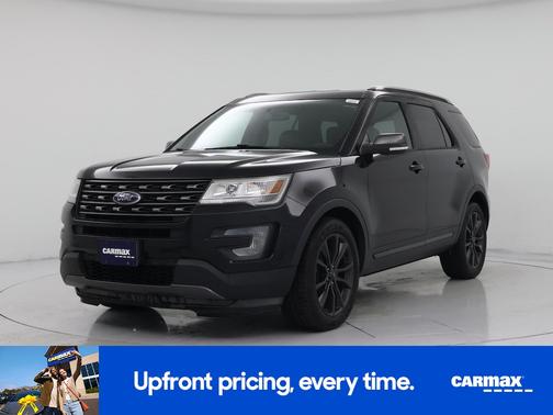 Black 2017 Ford Explorer XLT