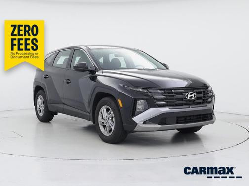 Black 2026 Hyundai TUCSON SE