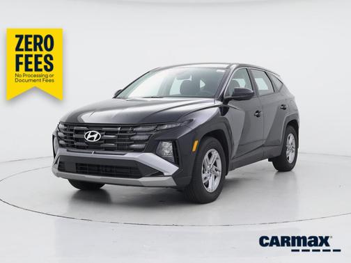 Black 2026 Hyundai TUCSON SE