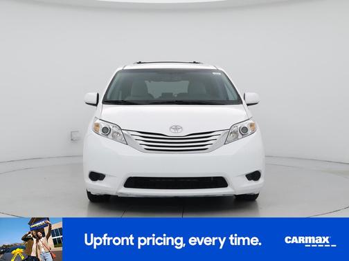 2016 Toyota Sienna LE
