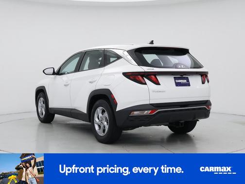 2023 Hyundai TUCSON SE