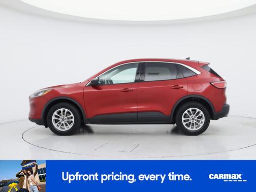 Red 2022 Ford Escape SE