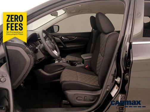 Black 2020 Nissan Rogue Sport SV