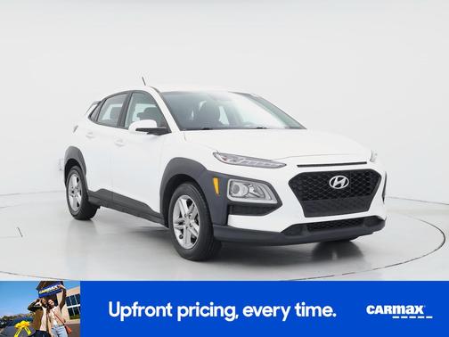 White 2021 Hyundai KONA SE