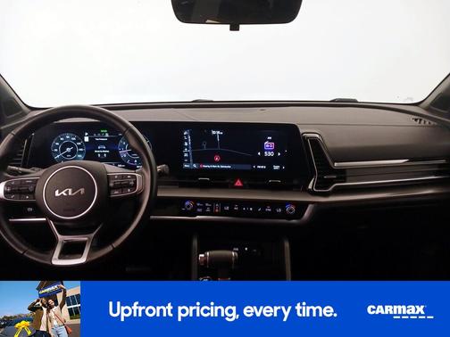 Silver 2023 Kia Sportage SX