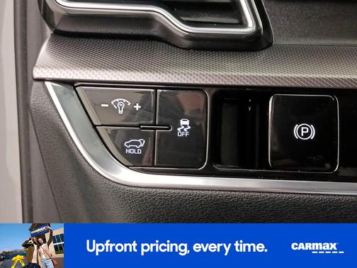 Silver 2023 Kia Sportage SX